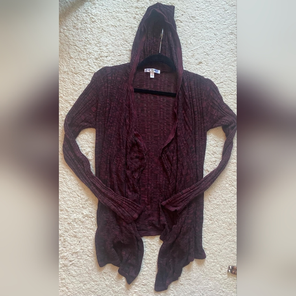 Hooded open front top